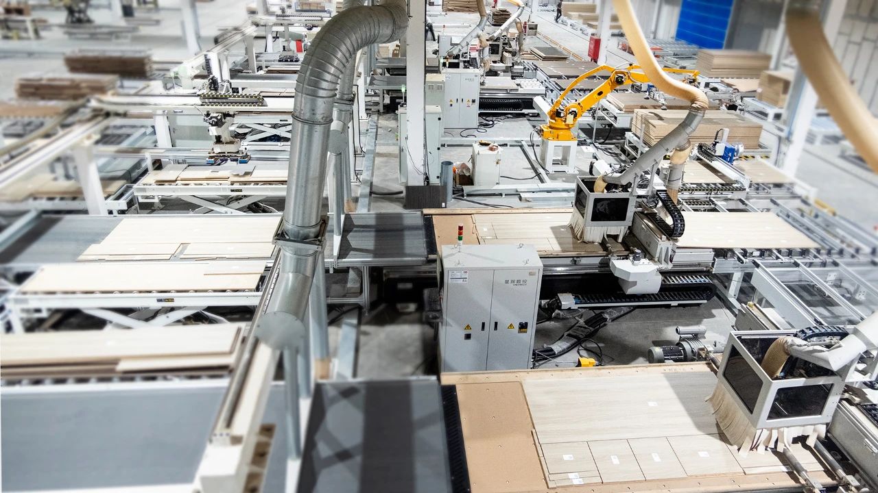 Bezpilotná linka, vyberte Excitech! Ocenenie prípadu projektu Guangdong Smart Factory.