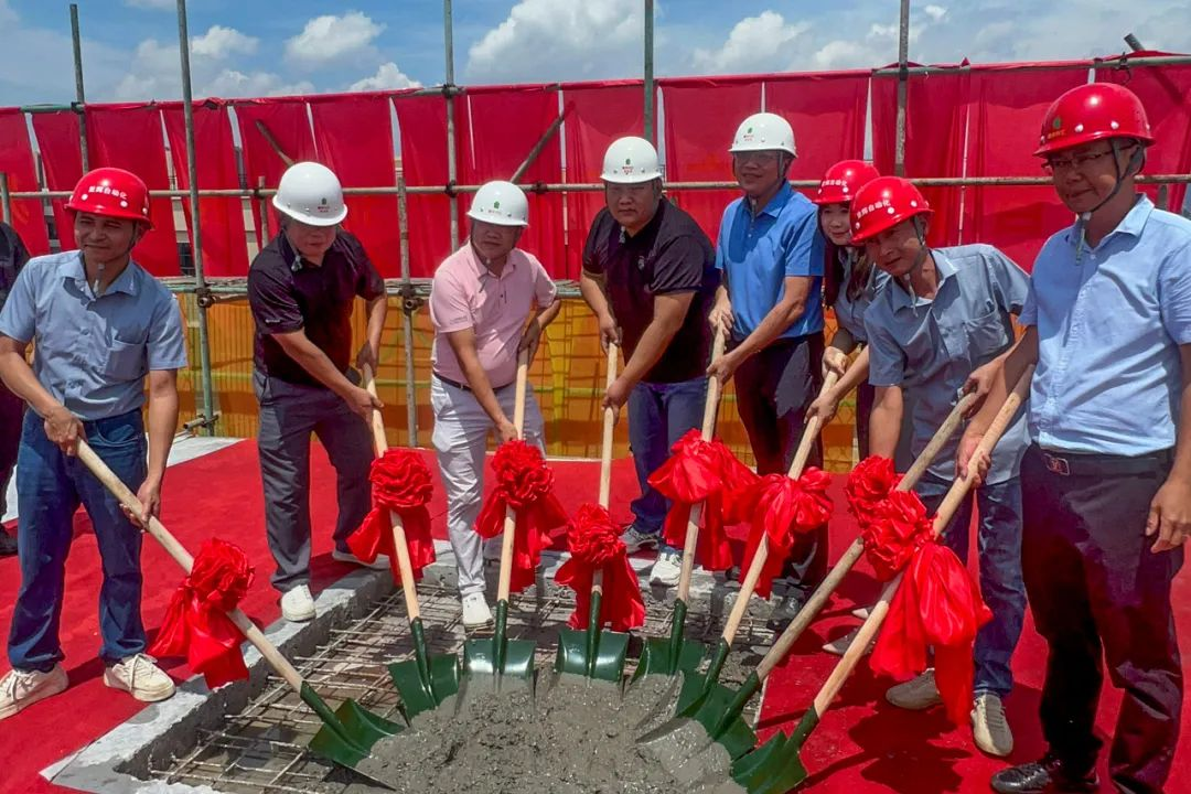 Nová etapa, nová budúcnosť! Projekt EXCITECH South Base Phase II bol úspešne ukončený.