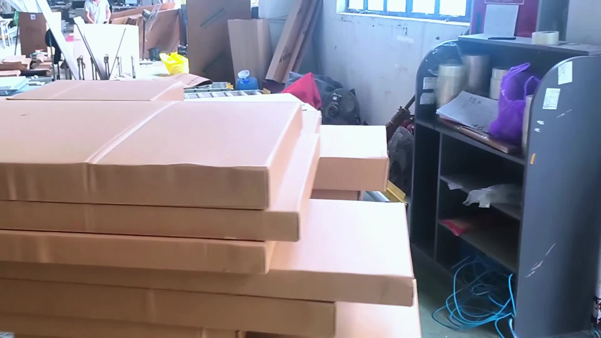 Inteligentná automatická baliaca linka bola aplikovaná v rôznych priemyselných odvetviach.